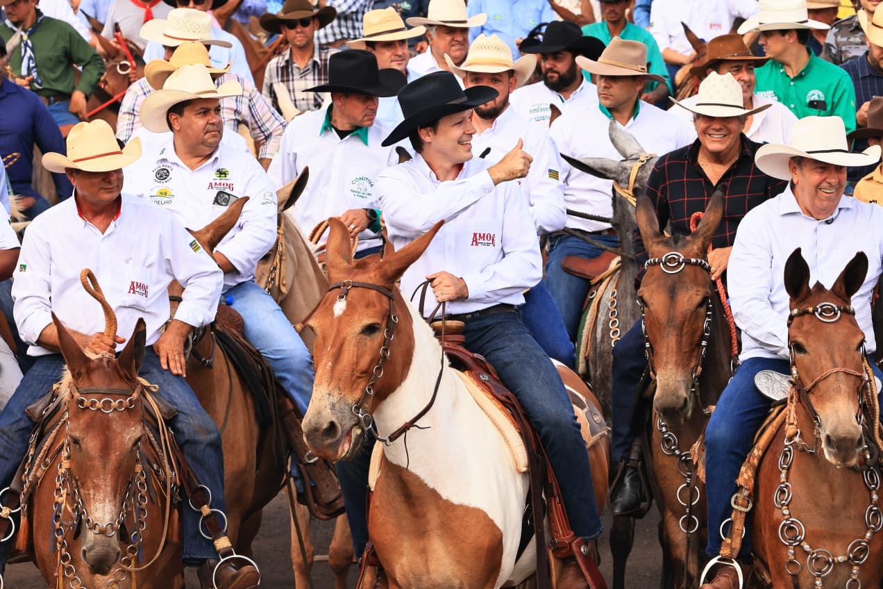 Daniel Vilela no desfile nacional de muladeiros