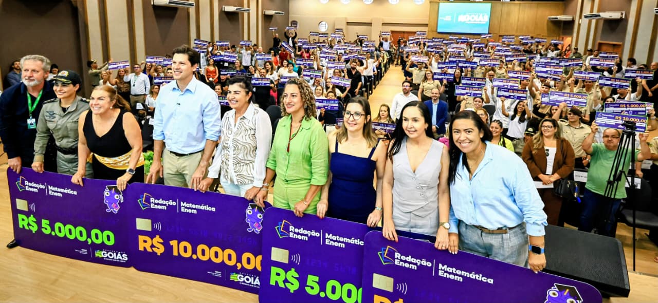 “Premiar desempenho muda o futuro do estudante e fortalece o futuro de Goiás”, diz Daniel Vilela