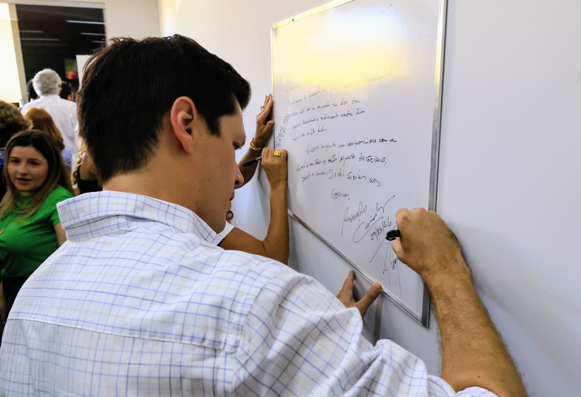 “Estamos preparando jovens para o futuro do agro goiano”, afirma Daniel Vilela em inauguração de escola pública especializada