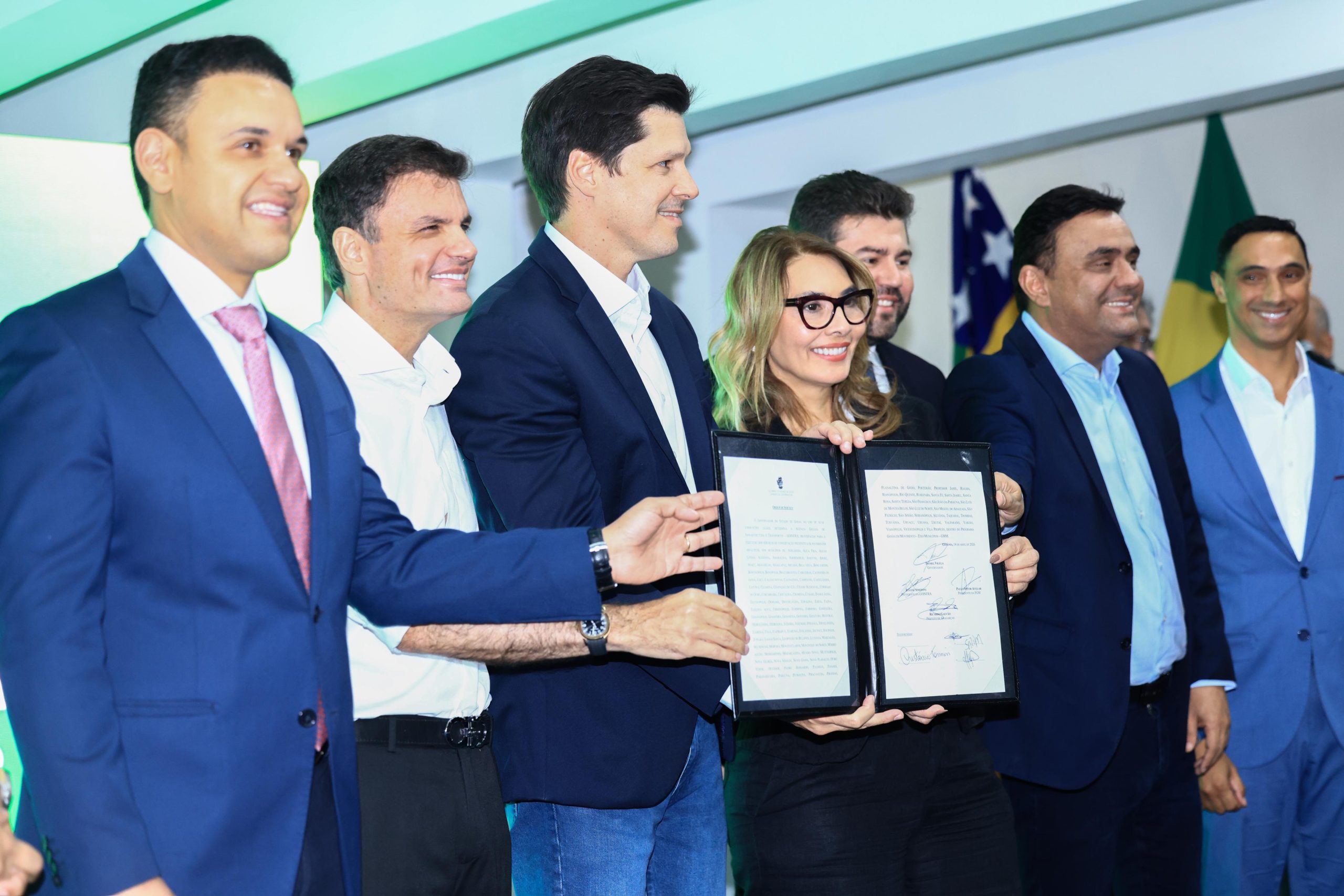 Governador Daniel Vilela lança nova etapa do Programa Goiás em Movimento Municípios com investimentos de R$ 165 milhões com obras em 126 municípios. Foto: Lucas Diener e Remisson Sales.